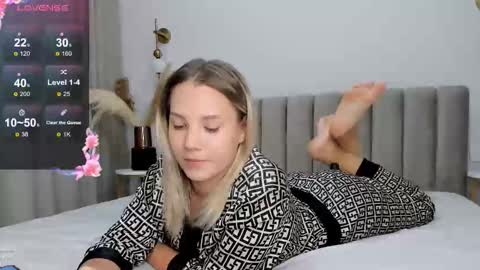 Lady online show from September 21, 9:16 pm