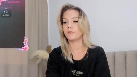 Lady online show from September 23, 1:36 pm