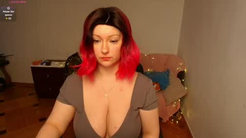 Snapshot of ksushka22 chatting on May 22, 3:57 am Ksushka22 online show from May 22, 3:57 am