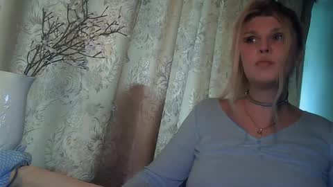 Snapshot of kudesnizza chatting on March 10, 10:48 am Annika MTF ts post -op online show from March 10, 10:48 am
