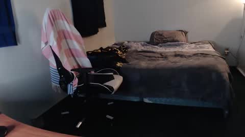 Kuggy online show from March 8, 3:16 pm