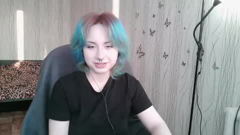 Alice online show from March 19, 2:21 pm