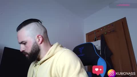 Snapshot of kumonass chatting on January 21, 9:03 am kumonass online show from January 21, 9:03 am