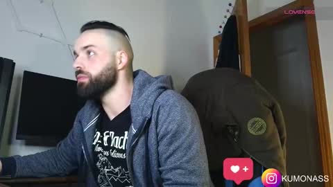 Snapshot of kumonass chatting on February 19, 11:04 pm kumonass online show from February 19, 11:04 pm