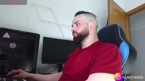 Snapshot of kumonass chatting on March 10, 8:15 am kumonass online show from March 10, 8:15 am