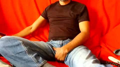 Ohm. online show from April 12, 7:41 pm