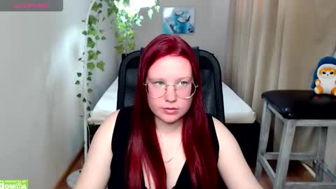 kuri_u online show from February 12, 9:26 am