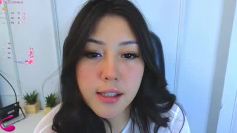 Snapshot of kuro_ren chatting on September 19, 1:45 pm Ren online show from September 19, 1:45 pm