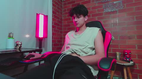 JASON online show from April 12, 2:16 am