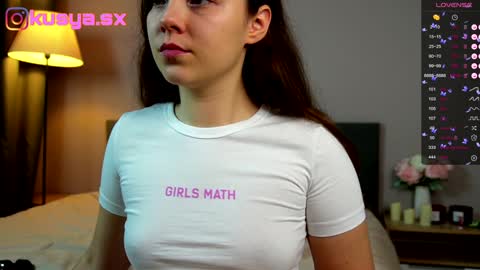 Snapshot of kusyasx chatting on February 4, 8:49 pm xenia  online show from February 4, 8:49 pm