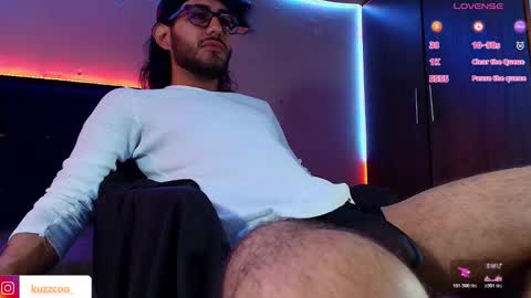 kuzzcoo online show from February 1, 1:53 pm