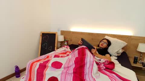 kvs_kael online show from April 3, 3:21 pm