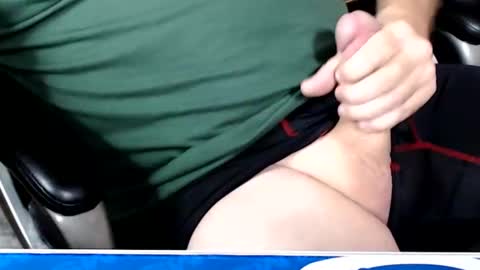 Snapshot of kwib34 chatting on October 24, 4:03 pm kwib34 online show from October 24, 4:03 pm