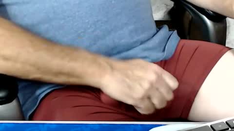 Snapshot of kwib34 chatting on October 25, 9:06 am kwib34 online show from October 25, 9:06 am