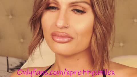 Snapshot of kxaxmichelle chatting on December 2, 10:23 pm Kick online show from December 2, 10:23 pm