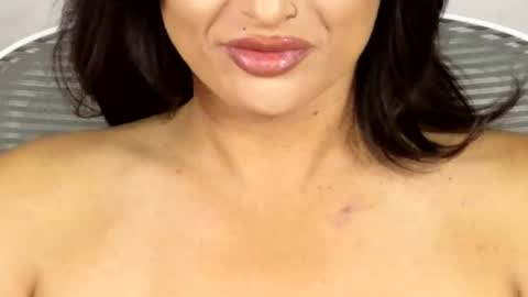 Snapshot of kxaxmichelle chatting on November 20, 10:20 pm Kick online show from November 20, 10:20 pm