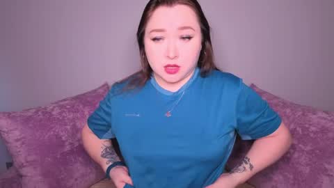 kyeacloser online show from March 26, 1:44 am