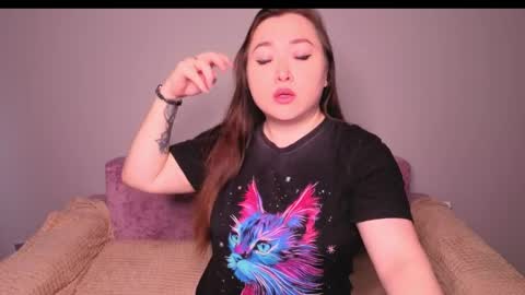 kyeacloser online show from April 6, 1:36 am