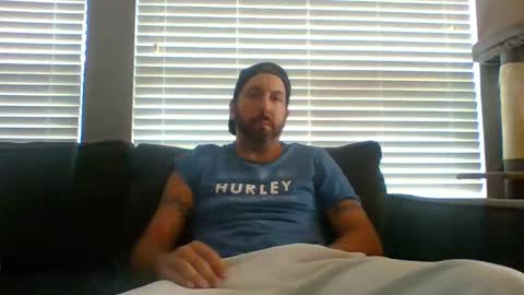 Snapshot of kyle7___ chatting on October 9, 11:47 pm kyle7___ online show from October 9, 11:47 pm