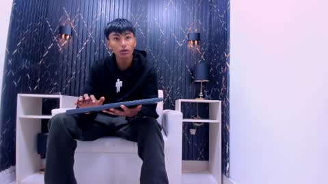 Kyle Dimons online show from February 16, 11:06 am