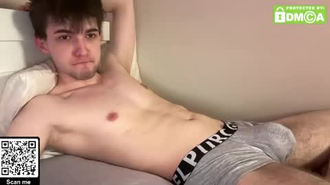 Snapshot of kyle_sxx chatting on April 1, 5:43 pm JustDimasx online show from April 1, 5:43 pm