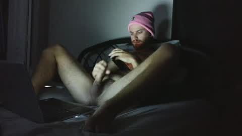 Snapshot of kylen7981 chatting on June 22, 2:24 am kylen7981 online show from June 22, 2:24 am
