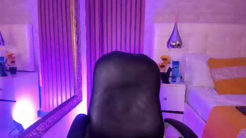 Kyle online show from June 18, 9:14 am