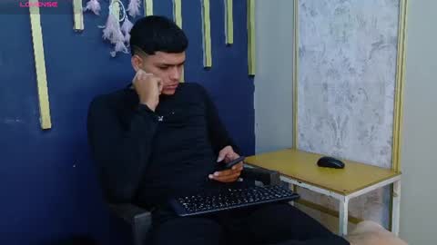 Kyliam online show from July 25, 1:04 am