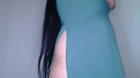 alley online show from April 4, 7:33 pm