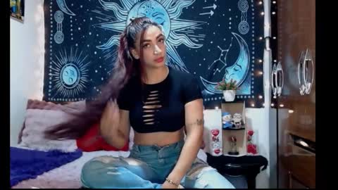 kylie online show from January 16, 8:24 pm