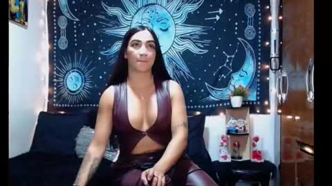 kylie online show from March 28, 10:20 pm