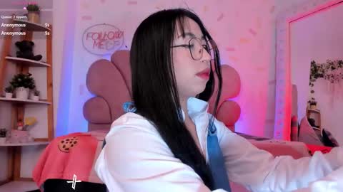 Kylie online show from February 27, 11:38 pm