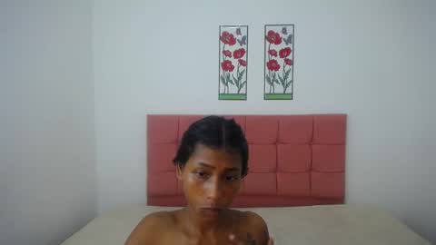 kylie_hot34 online show from December 29, 3:54 am