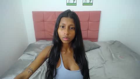 kylie_hot34 online show from January 9, 11:24 pm