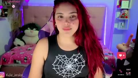 k ylie online show from May 28, 9:34 pm