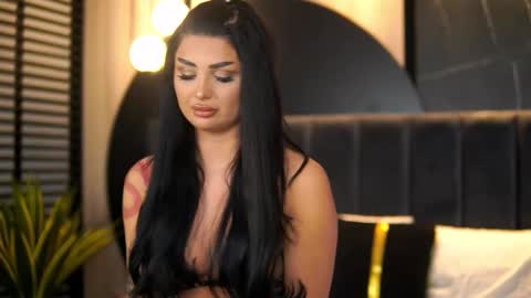 Kylie online show from February 11, 5:34 am