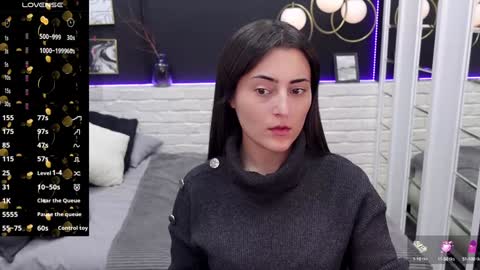 Kylie online show from January 28, 1:27 pm