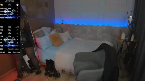 Snapshot of kylie_mellow chatting on July 7, 6:47 am Kylie online show from July 7, 6:47 am