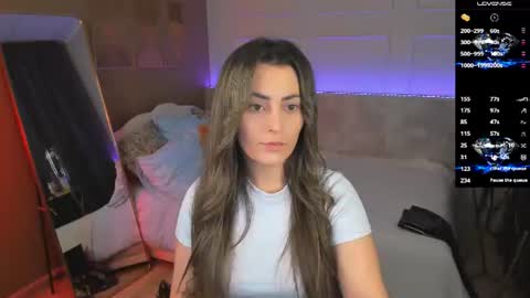 Snapshot of kylie_mellow chatting on July 8, 5:34 am Kylie online show from July 8, 5:34 am