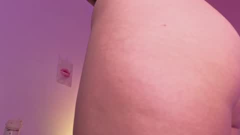  Kylie  online show from July 1, 11:12 am