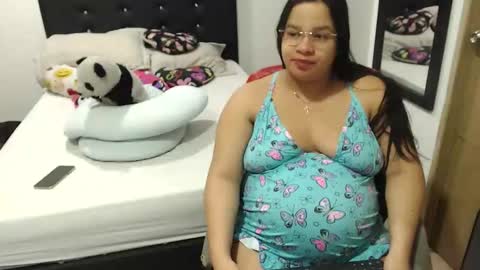 Instagram Kylie switch  followme  buy lovense here online show from November 11, 1:38 am