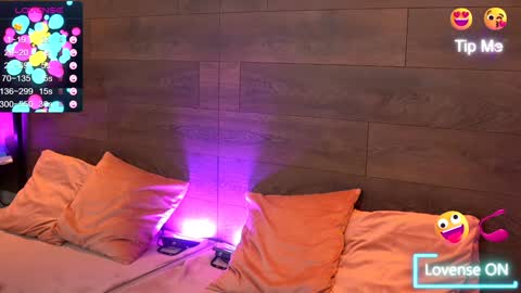 Snapshot of kyliejoyce chatting on January 22, 3:09 am Kylie online show from January 22, 3:09 am