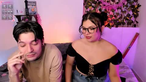 kylietimothee online show from February 5, 4:33 pm