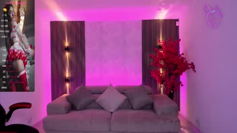 Snapshot of kyliie_jones chatting on February 20, 11:09 am KYLIE online show from February 20, 11:09 am