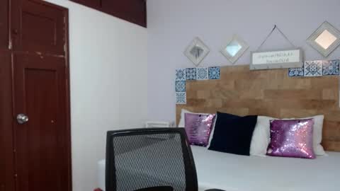 Kylie online show from January 10, 10:39 am