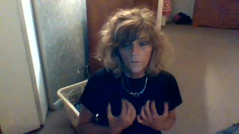 Snapshot of kym12672 chatting on June 30, 2:12 am kym12672 online show from June 30, 2:12 am