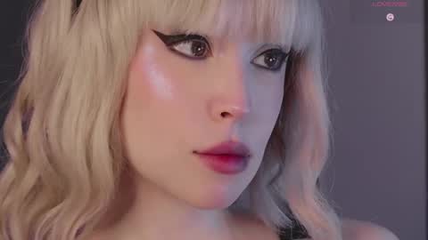 Kate online show from April 7, 11:54 am