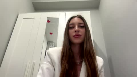 Selena online show from March 23, 4:16 am