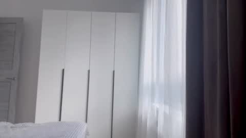 Kira online show from July 1, 1:02 pm