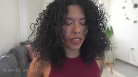 schedule 300 pm - 1100pm colombia time online show from January 9, 8:43 pm